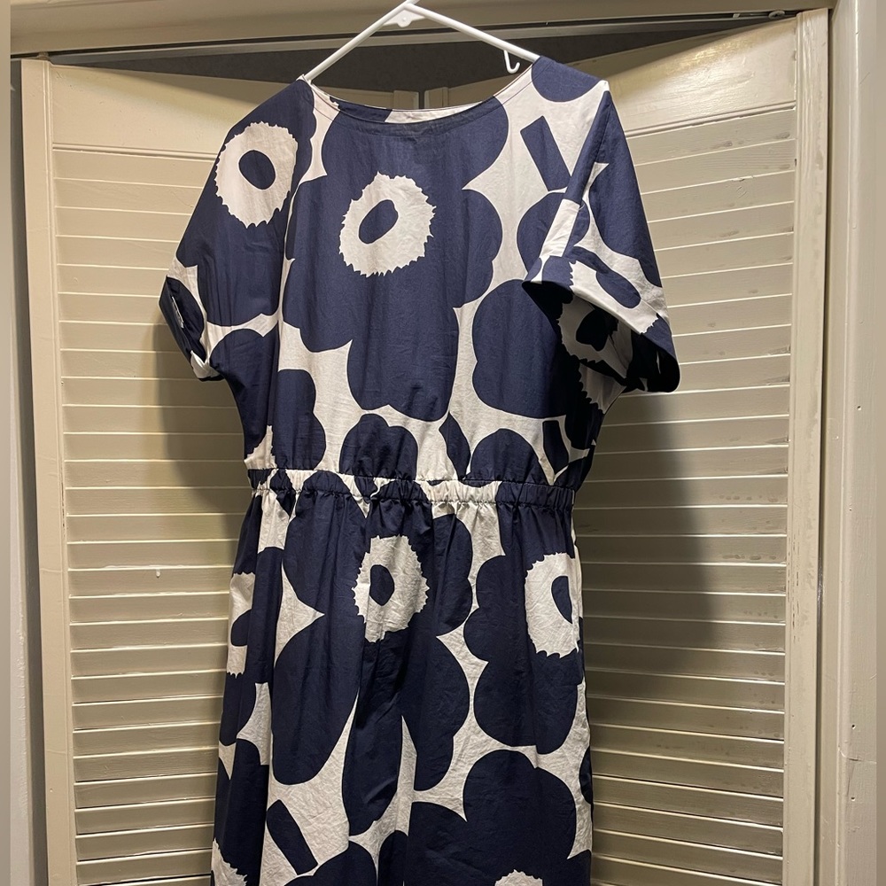 Fun dress for all occasions unfortunately doesn’t fit anymore.